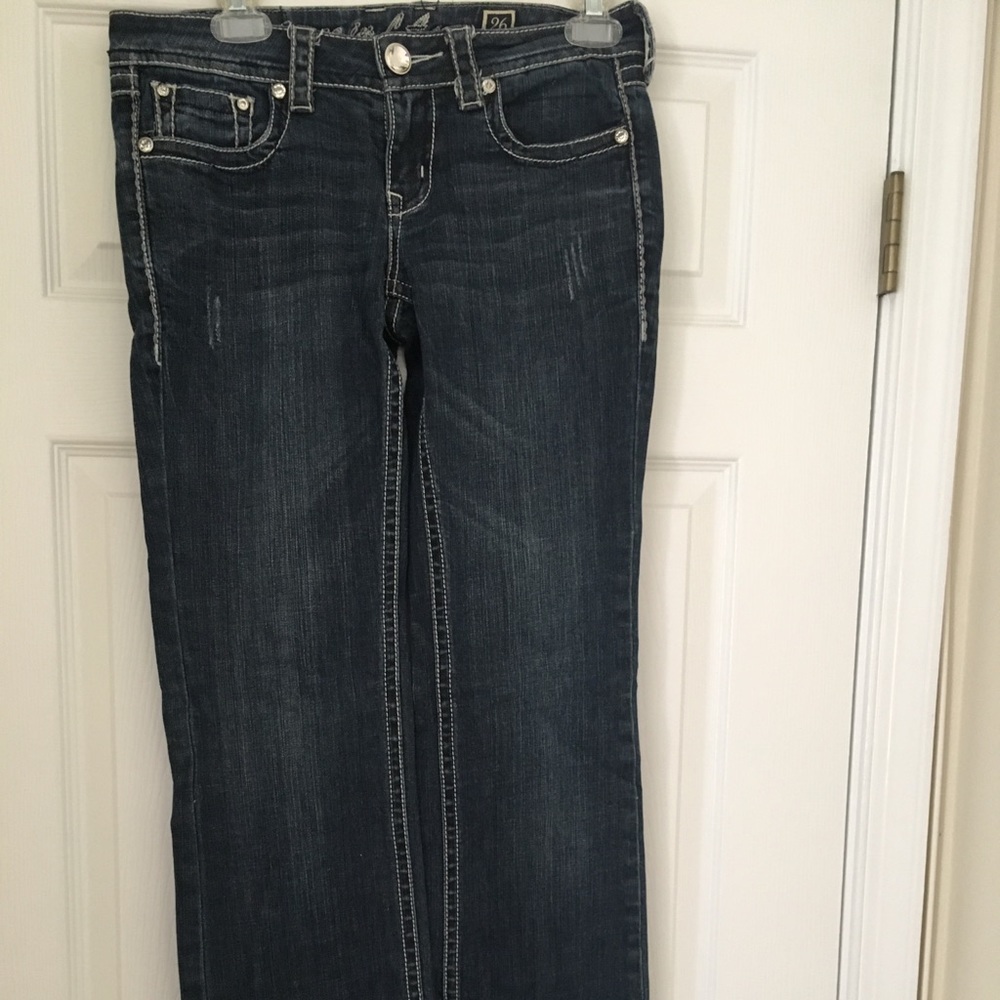 Miss Me Grace in LA bootcut jeans.
